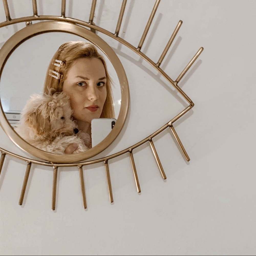 Meet your Posher, Isabel